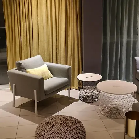 Beachfront Amazing New Апартаменты